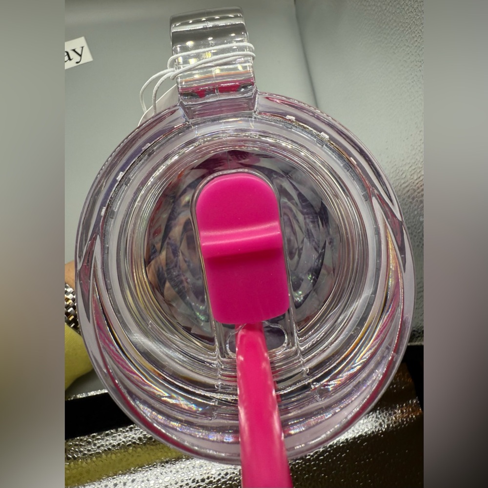 RARE - NEW Dunkin' Summer 2025 Sipper Chiseled Ice /24oz Tumbler/ PINK /NWT - Picture 5 of 6